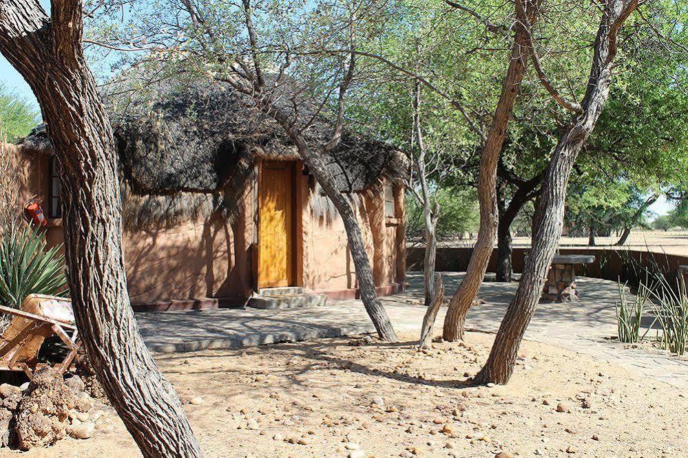 Harnas Wildlife Foundation Gobabis Exteriör bild